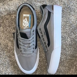 Chima Pro 2 Vans💜